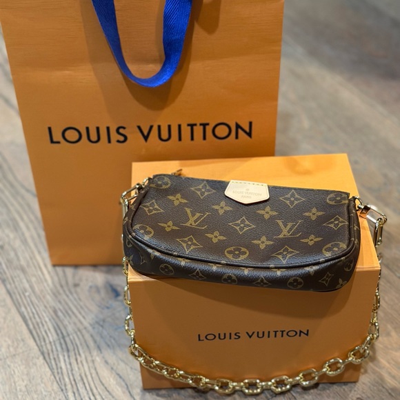 Louis Vuitton Multi pochette. Mini pochette only! - Picture 3 of 8